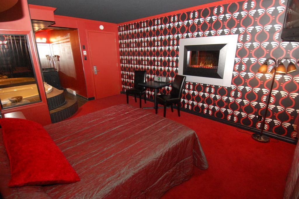 Motel Capri et Suites Repentigny Extérieur photo