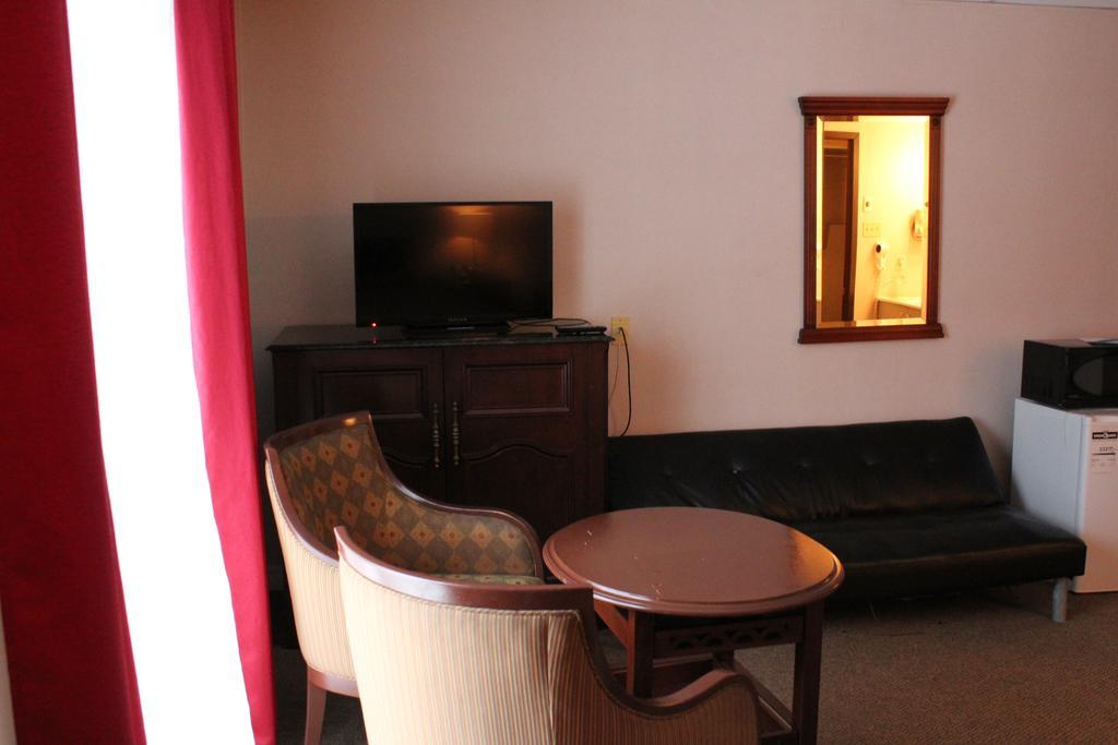 Motel Capri et Suites Repentigny Extérieur photo