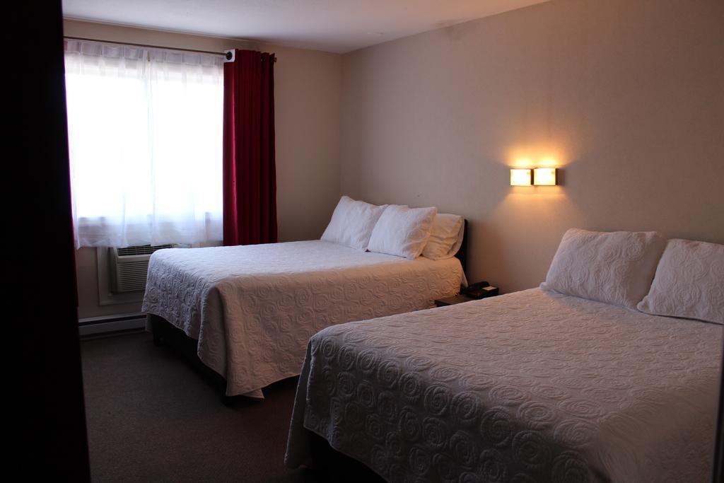 Motel Capri et Suites Repentigny Extérieur photo